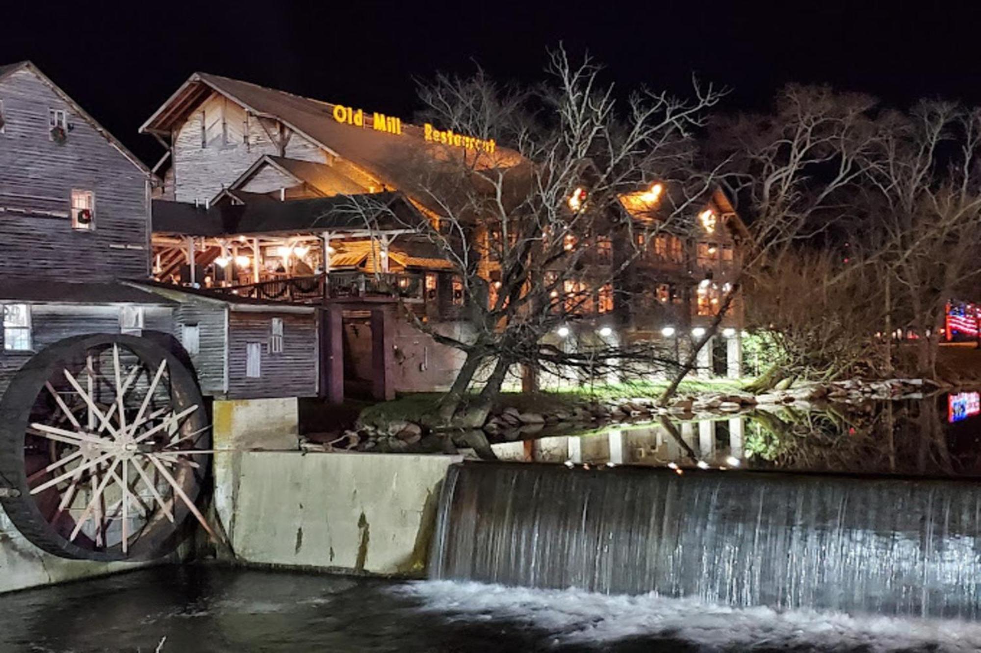 Villa Location, Location, Location! Pigeon Forge Exterior foto